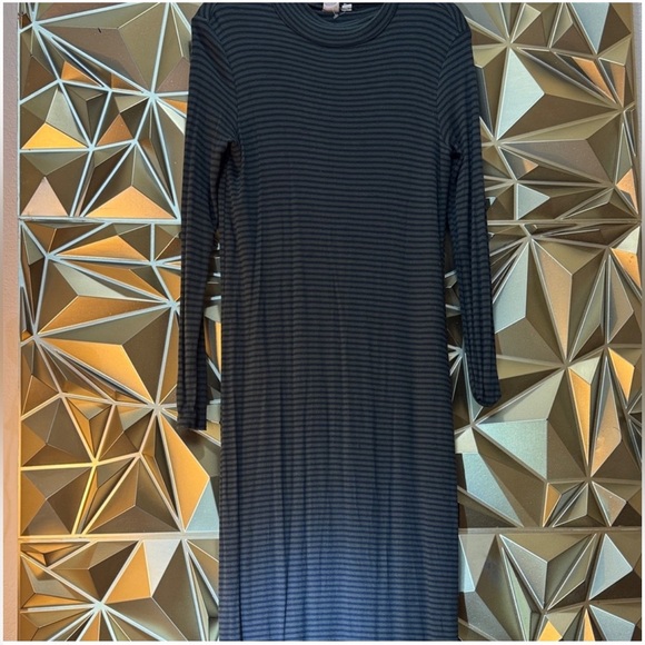 GAP Black and Green Striped Long Sleeve Dress - Picture 4 of 4